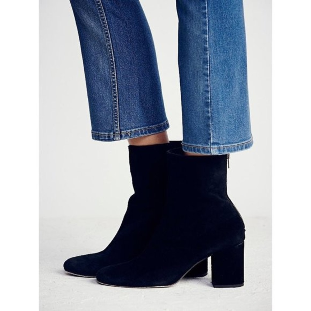 FREE PEOPLE VELVET CECILE ANKLE BOOT Black 40 / 10 Boho - Picture 3 of 15